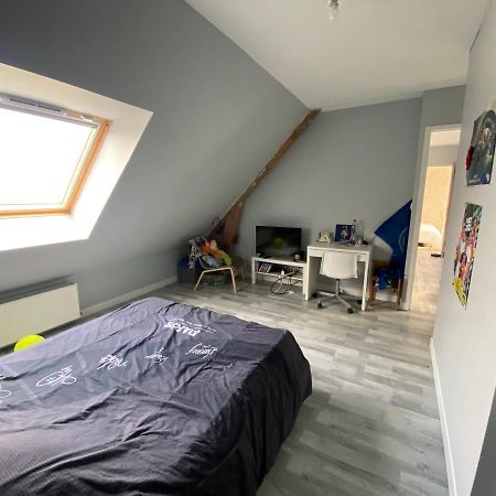 Maison Calme Au Coeur De La Ville Брест Екстериор снимка